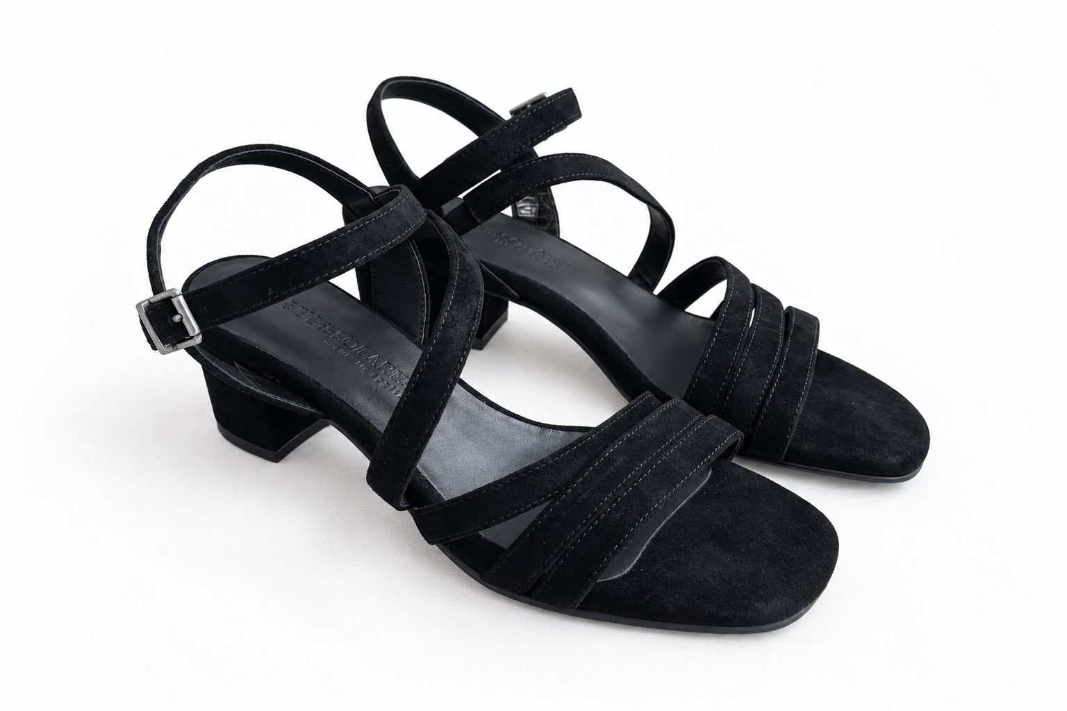 B7EH091 Negro