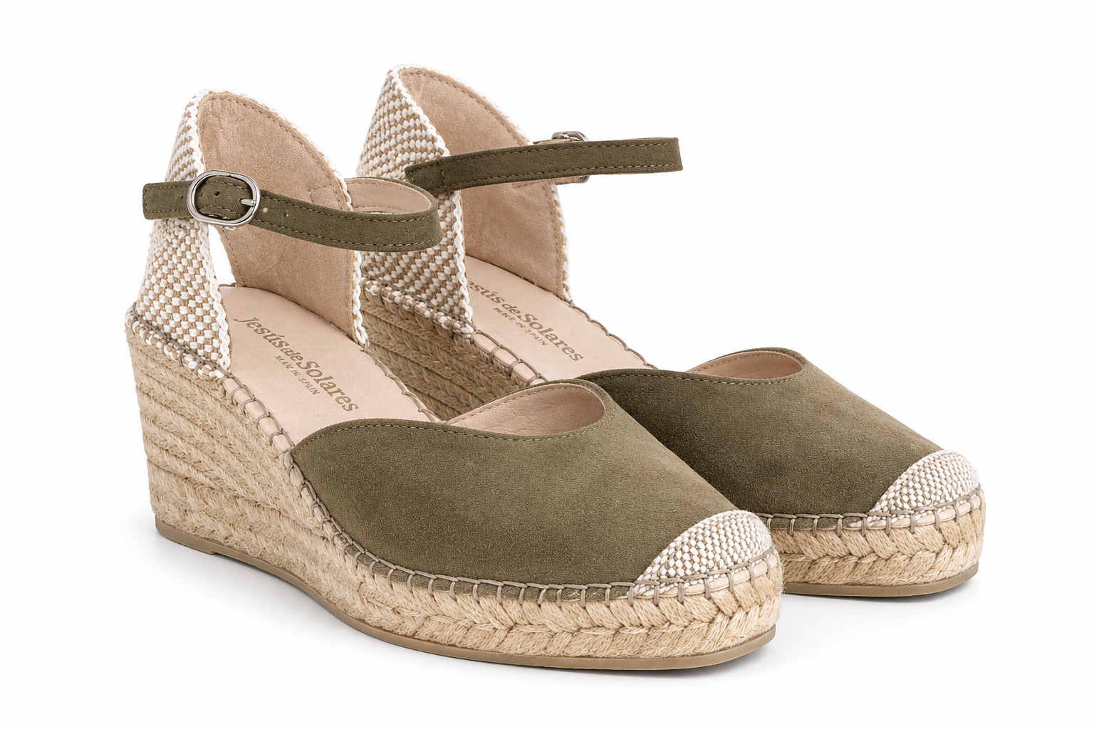 B7EQ036 OLIVINA
