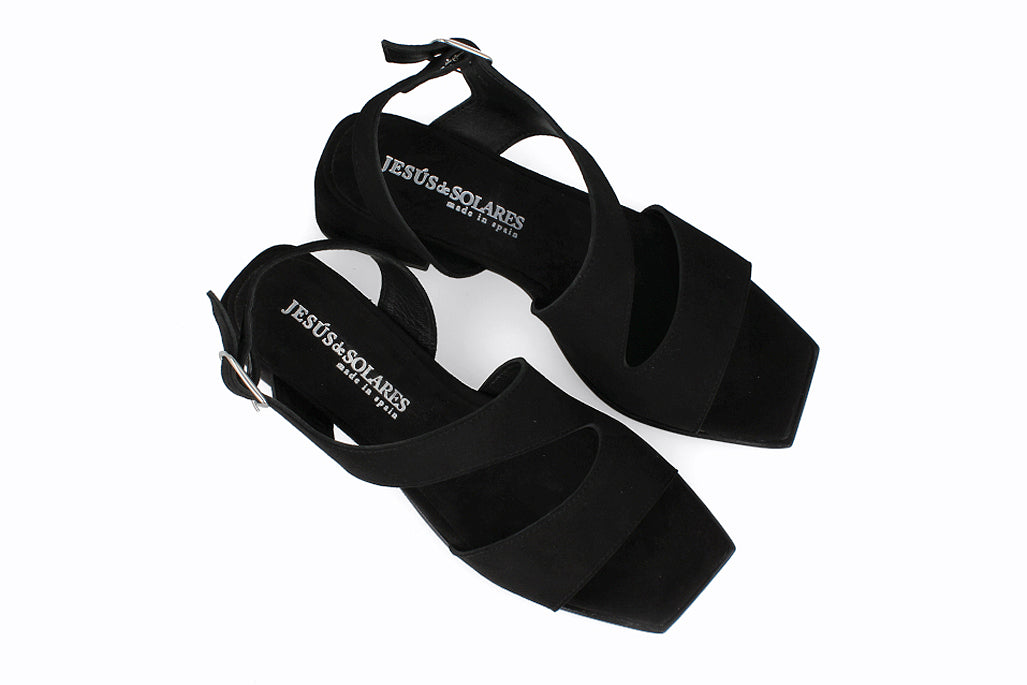 B6EL071 NEGRO