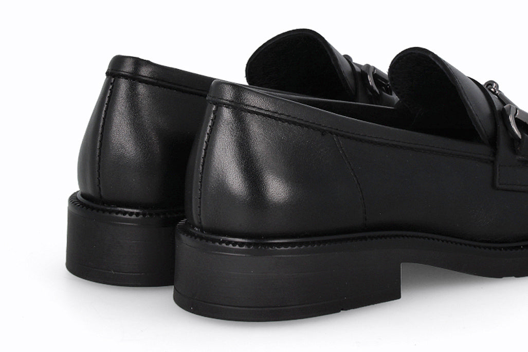 M6EL131 NEGRO